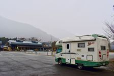 Car camping experience of a 20-something girl at "RV Park Road Station Kosuge" in Yamanashi!