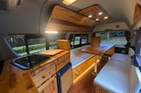 JOMON CAMPER was designed for ease of use and driving. I also recommend it to those who are not used to driving a Hiace!